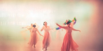 毽子舞背景音乐究竟是什么歌？