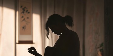 姑娘翻唱的日语歌究竟叫什么？
